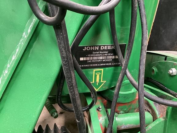 Image of John Deere R240 equipment image 4
