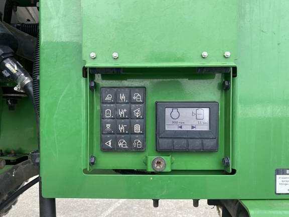 Image of John Deere R4045 equipment image 3