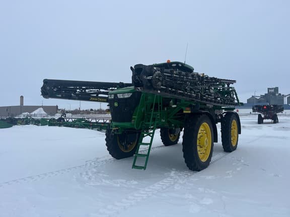 Image of John Deere R4060 equipment image 2