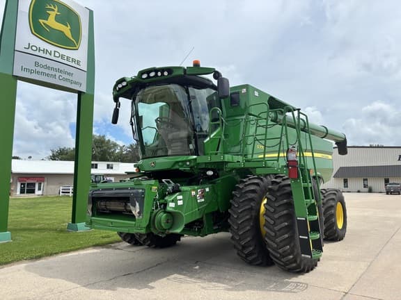 Image of John Deere S770 equipment image 1