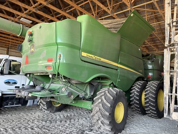 Image of John Deere S770 equipment image 1