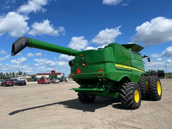 Image of John Deere S770 equipment image 4