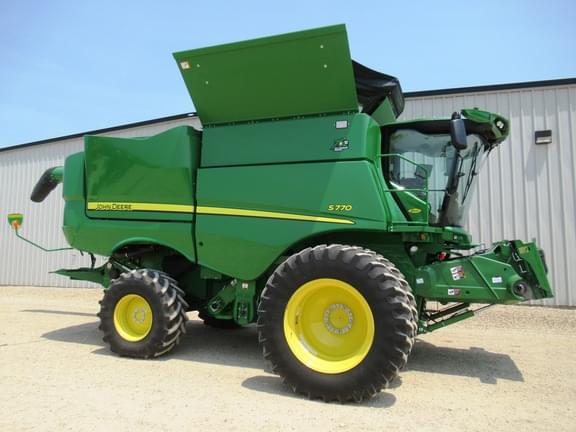 Image of John Deere S770 Primary image