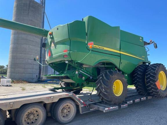 Image of John Deere S770 equipment image 1