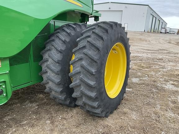 Image of John Deere S770 equipment image 4