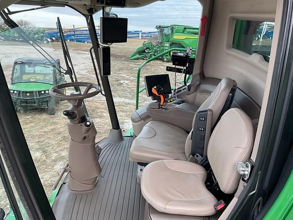 Image of John Deere S770 equipment image 3