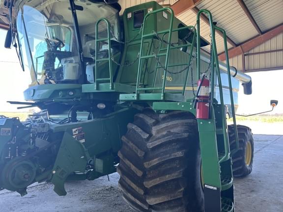 Image of John Deere S780 equipment image 1