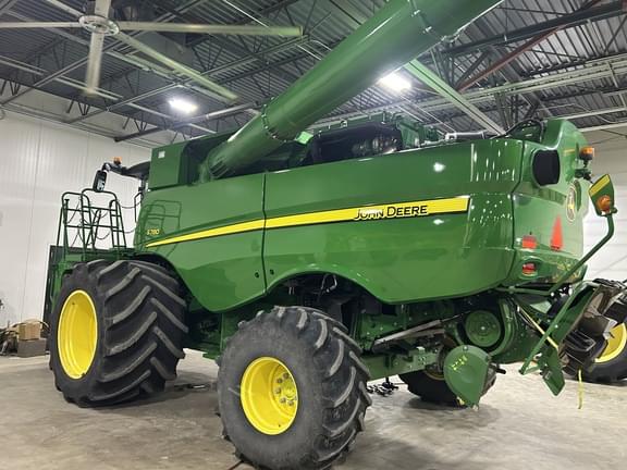 Image of John Deere S780 equipment image 1