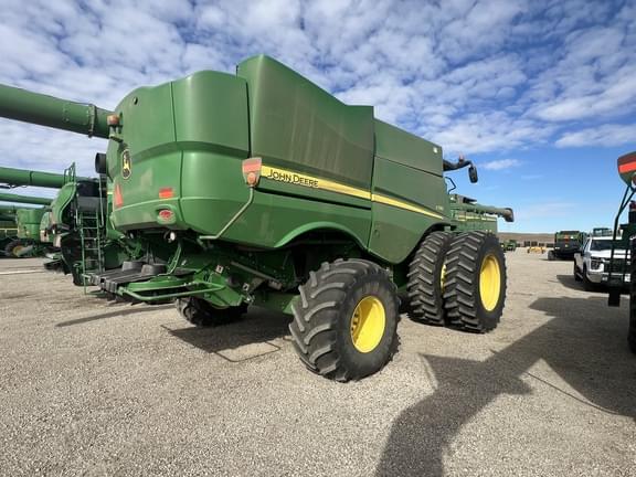 Image of John Deere S780 equipment image 4