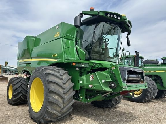 2020 John Deere S780 Equipment Image0