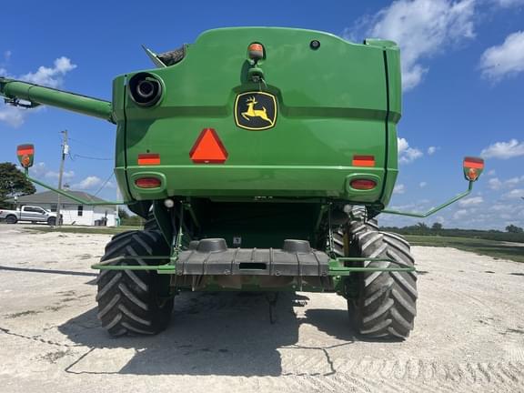 Image of John Deere S780 equipment image 2