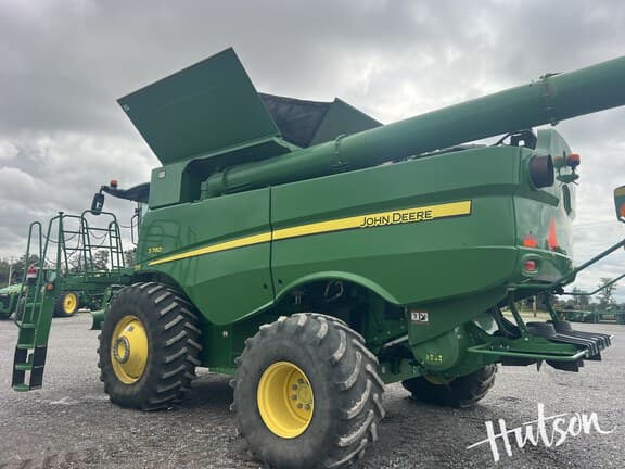 Image of John Deere S780 equipment image 2