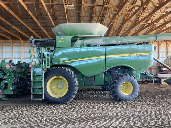 2020 John Deere S780 Equipment Image0