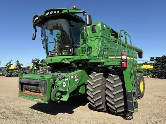 Image of John Deere S780 Primary image