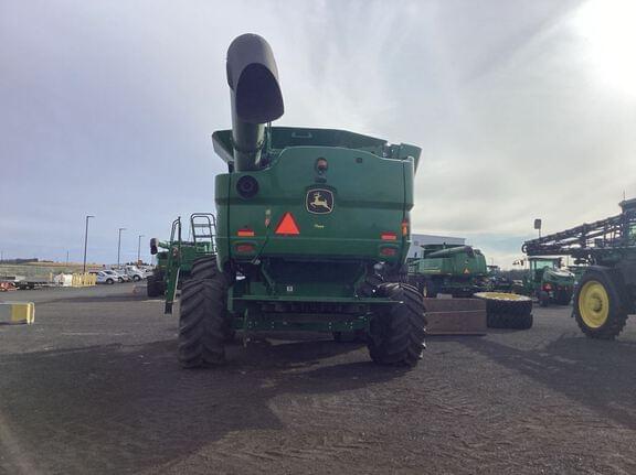 Image of John Deere S780 equipment image 3