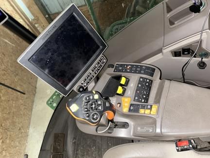 Image of John Deere S790 equipment image 2