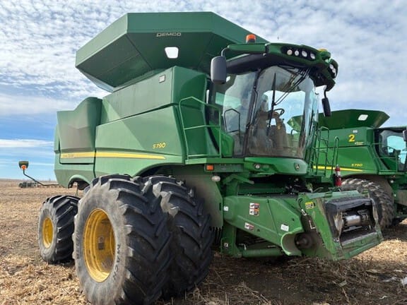 2020 John Deere S790 Equipment Image0
