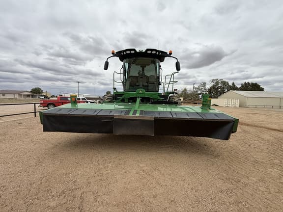 Image of John Deere W235 equipment image 1