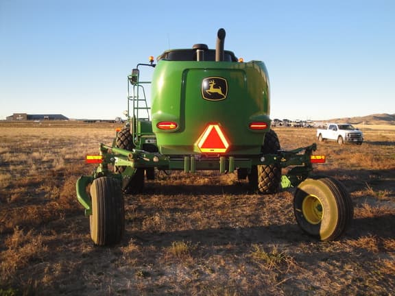 Image of John Deere W235 equipment image 3
