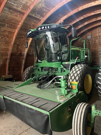 2020 John Deere W235 Equipment Image0