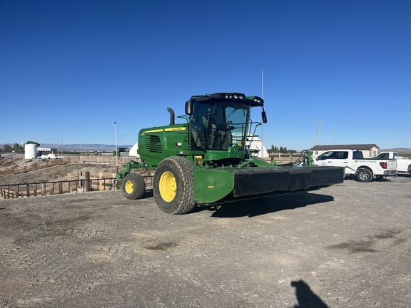 2020 John Deere W235 Equipment Image0