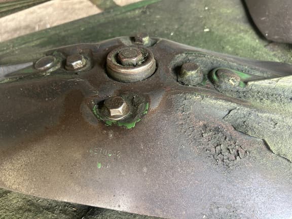 Image of John Deere W260 equipment image 4