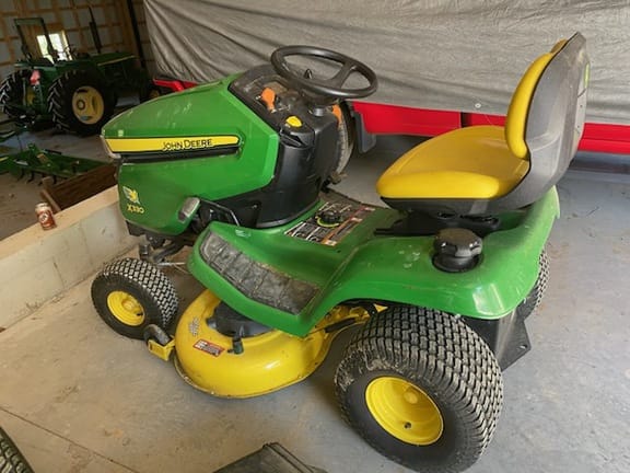 2020 John Deere X330 Equipment Image0