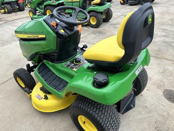 Image of John Deere X350 equipment image 1