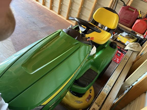 Image of John Deere X350 equipment image 4