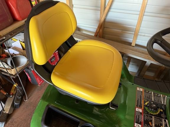 Image of John Deere X350 equipment image 3
