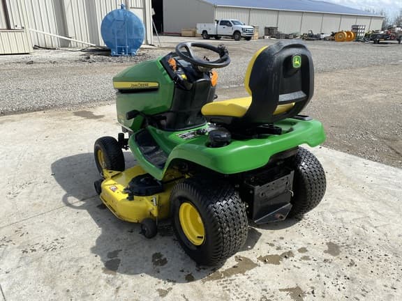 Image of John Deere X350 equipment image 4