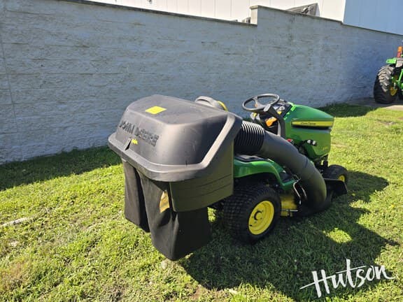 Image of John Deere X354 equipment image 4