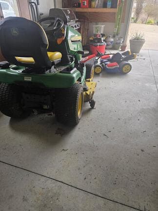 Image of John Deere X380 equipment image 2