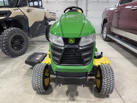 Image of John Deere X390 equipment image 1