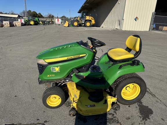 Image of John Deere X570 equipment image 2