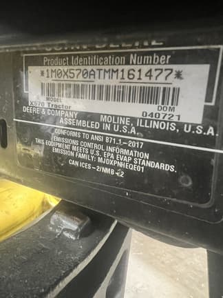 Image of John Deere X570 equipment image 4