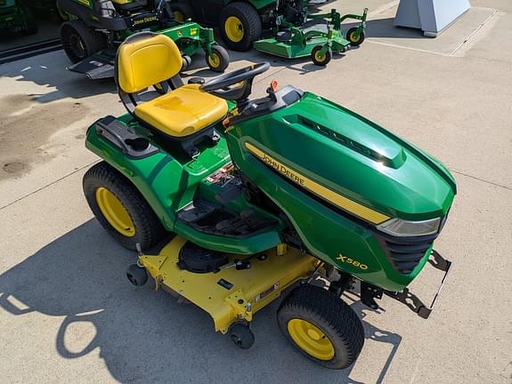 Image of John Deere X580 Primary image