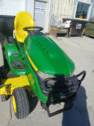 Image of John Deere X590 equipment image 2