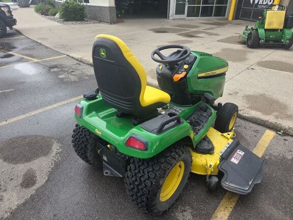 Image of John Deere X590 equipment image 4