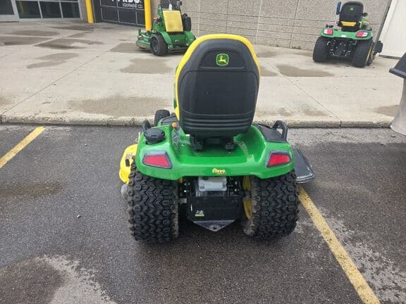Image of John Deere X590 equipment image 3