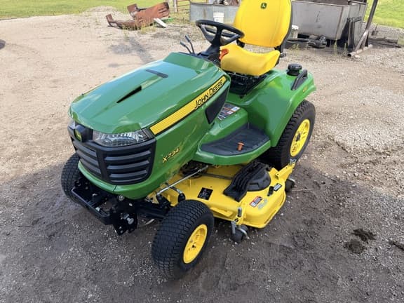 Image of John Deere X734 Primary image