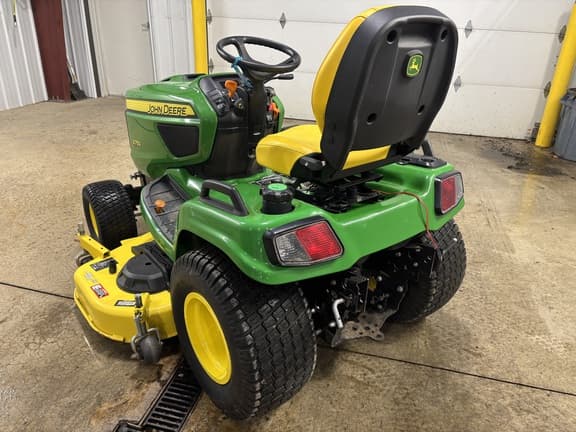 Image of John Deere X750 equipment image 3