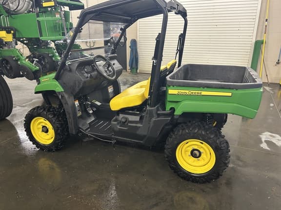 Image of John Deere XUV 560E equipment image 1
