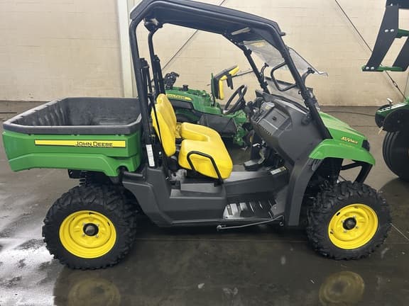 Image of John Deere XUV 560E equipment image 2