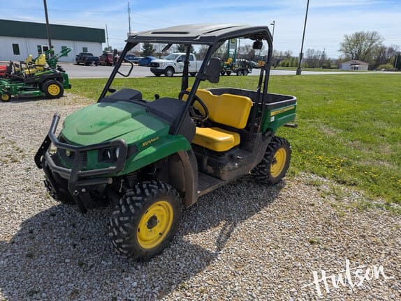 Image of John Deere XUV 560E equipment image 1