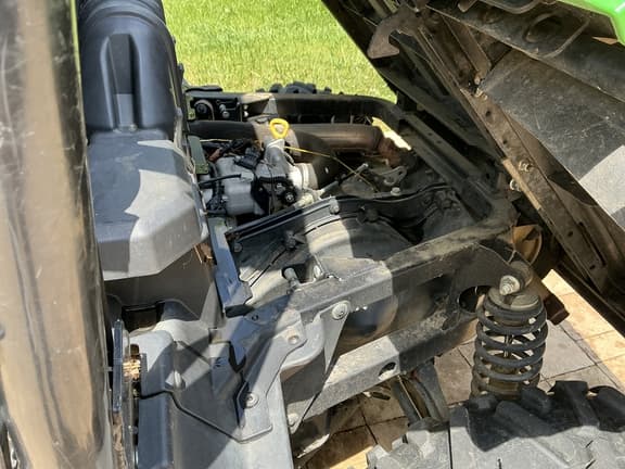 Image of John Deere XUV 590M equipment image 2