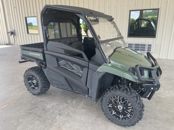 Image of John Deere XUV 590M equipment image 3