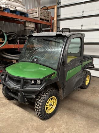 Image of John Deere XUV 835M equipment image 2