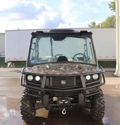 Image of John Deere XUV 835M equipment image 1