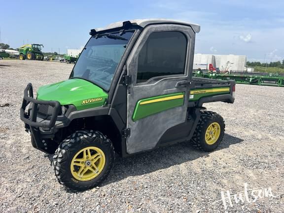 Image of John Deere XUV 835M equipment image 4